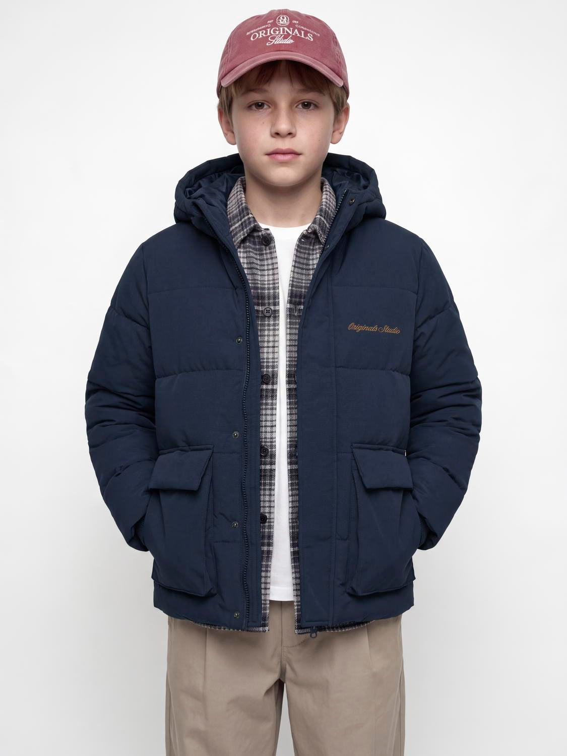 model_shot-front